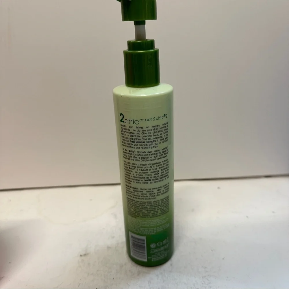 Giovanni 2chic Avocado and Olive Oil Ultra-Moist Body Lotion 8.5 OZ HTF